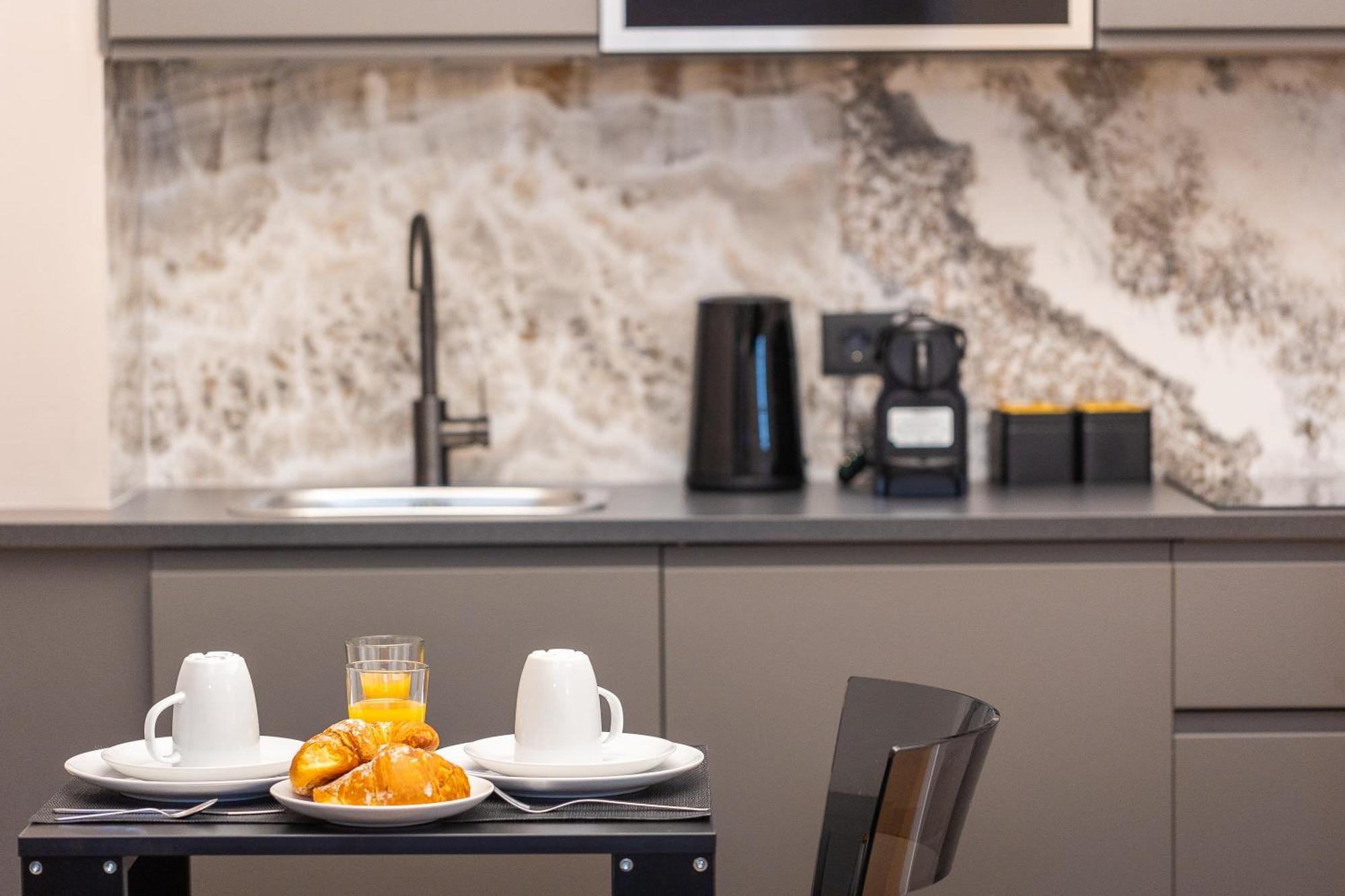 Luxury Suite Trevi Рим Экстерьер фото